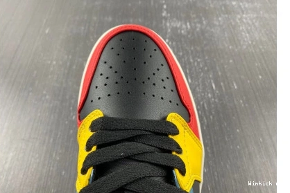 Jordan Black Low 1 Retro Multi-Color SE 1016
